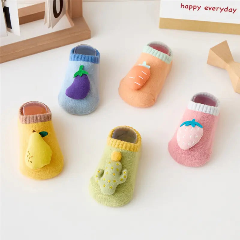 Anti-Slip Baby Socks – Comfort, Safety & Style for Tiny Feet!